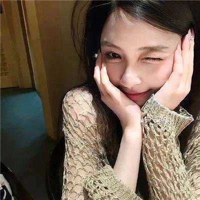 战火中的小狐狸